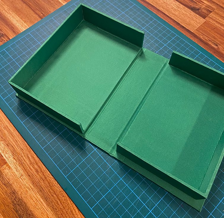 Fabrication d'une boîte à clapet (Clamshell box)